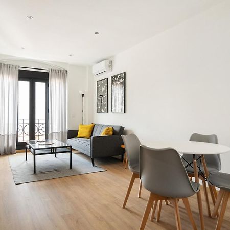 Apartamento En La Avenida De La Albufera Alquiler Temporal Madrid Dış mekan fotoğraf