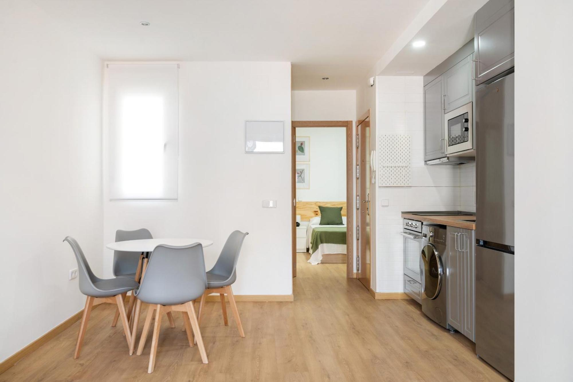 Apartamento En La Avenida De La Albufera Alquiler Temporal Madrid Dış mekan fotoğraf
