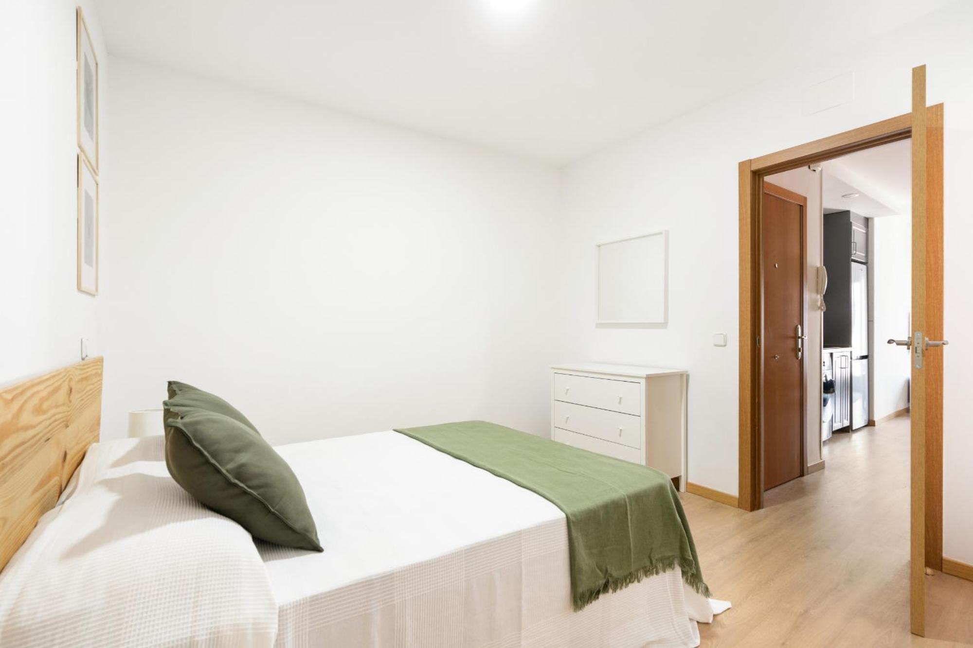 Apartamento En La Avenida De La Albufera Alquiler Temporal Madrid Dış mekan fotoğraf