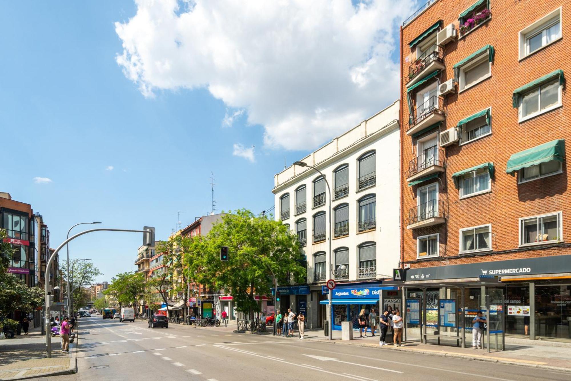 Apartamento En La Avenida De La Albufera Alquiler Temporal Madrid Dış mekan fotoğraf